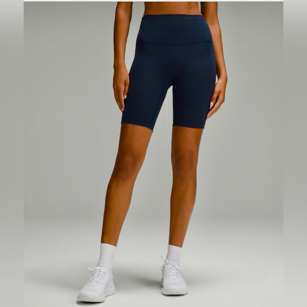 Lululemon Wunder Train high-rise short 8”
